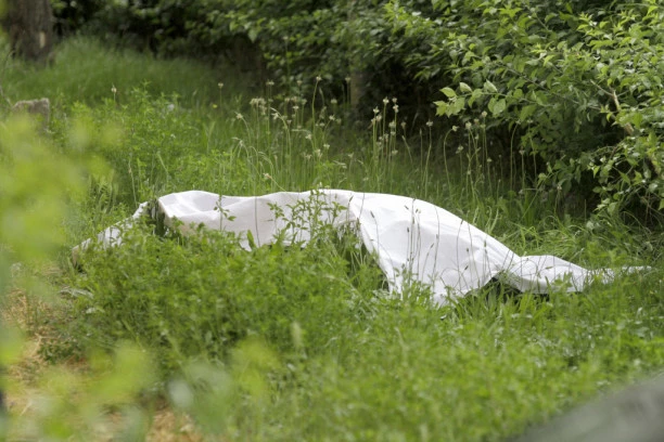 MISTERIOZNA SMRT U NOVOM PAZARU: Pronađen leš muškarca, a jedan detalj je naročito SUMNJIV!