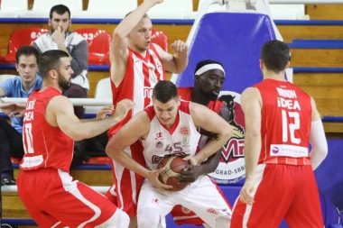 Zvezda savladala FMP 24. put UZASTOPNO i zadržala maksimalan učinak u Superligi!