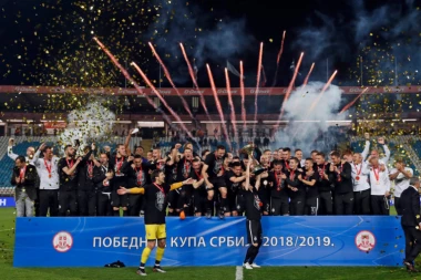 KUP OSTAJE U HUMSKOJ: Ostojić srušio Zvezdu u velikom finalu - Saša Ilić se oprašta sa trofejom!