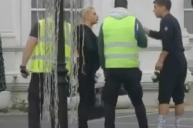 (VIDEO) David drhtao od besa: Skočio da udari Mariju Kulić zbog Ane, obezbeđenje jedva sprečilo masakr!
