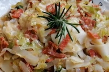 (VIDEO) NE ZNATE ŠTA DA RUČATE, A BAŠ STE GLADNI: Probajte flekice sa kupusom, dimljenom kobasicom i slaninom