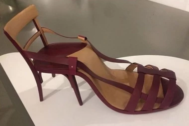 OBUĆA ZA NAJHRABRIJE: Modeli cipela koji privlače pažnju (FOTO)