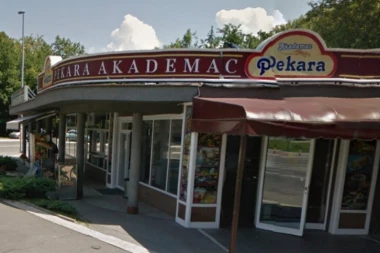 Šok na Novom Beogradu: Upao u pekaru i pokazao dvoglavog orla, pa pretio zaposlenima