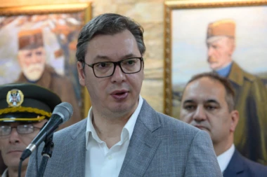 Izgleda im fali 4,5 miliona Albanaca da bi došli do tih 5 miliona: Vučić zapušio usta Radi Trajković