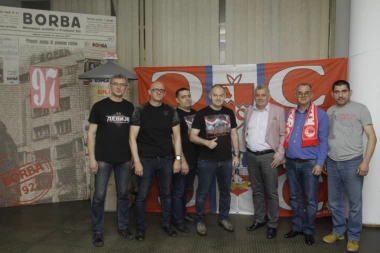 "Delije" evocirale uspomene na istorijsko veče u Bariju!