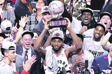 Lenard namerno "uništio" Džejmsa i Lejkerse!