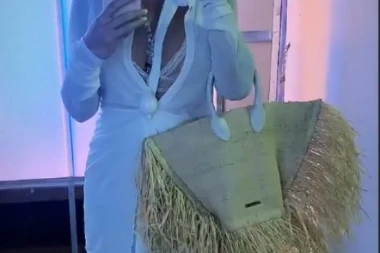 Je*em ti, ubiću te Jelena Karleuša: Pevačica snimila koleginicu dok joj je pretila!