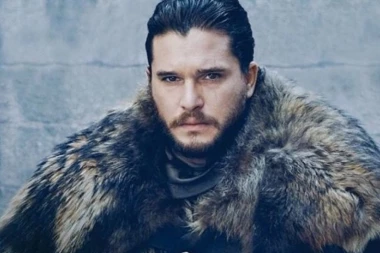 (VIDEO) Žene uzdišu za njim, a da li će i posle ovoga? Zvezda "Igre prestola" šokirala svet neprimerenim ponašanjem!