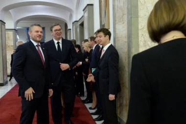 PELEGRINI STIŽE U SRBIJU! Ugostiće ga predsednik Vučić!