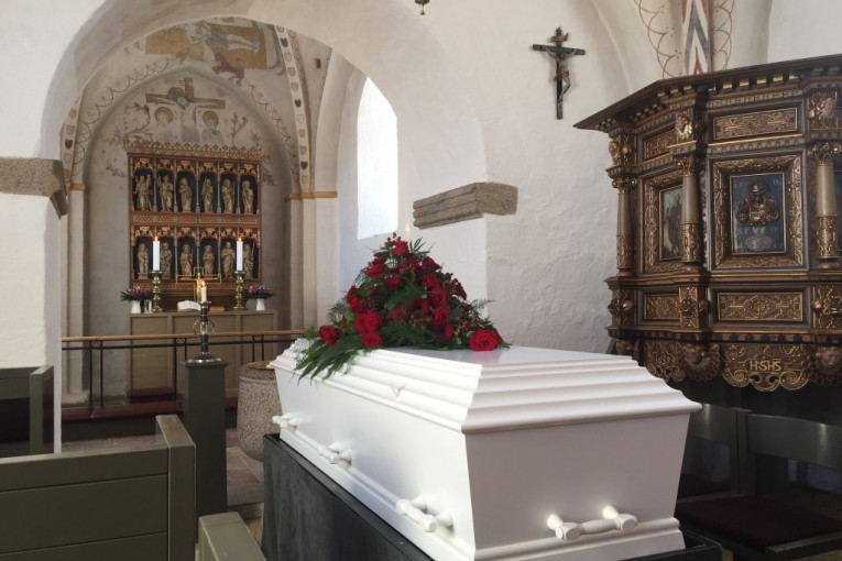 RADI SE PO POSEBNOJ PROCEDURI: Evo koliko košta sahranjivanje preminulog od korone