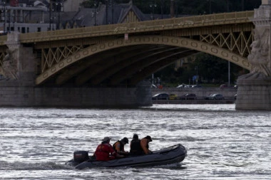 TRAGEDIJA KOD LOVĆENCA: Stradalo dvoje dece, skočili u kanal Dunav-Tisa-Dunav a NISU ZNALI DA PLIVAJU