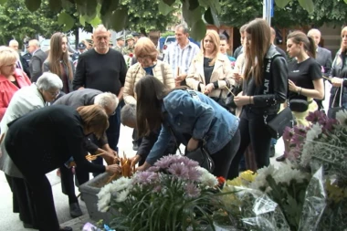 (FOTO) Da se nikad ne zaboravi: Obeleženo 20 godina od pogibije 11 Novopazaraca u NATO bombardovanju