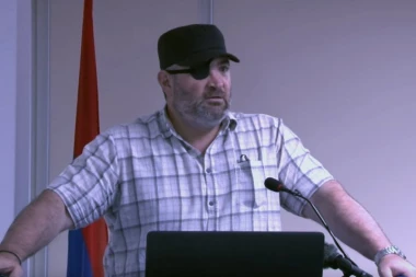 (VIDEO) Ruski heroj sa Paštrika otvorio dušu: Nije važno što sam izgubio oko, sačuvao sam srce! A ono kuca za Srbe!