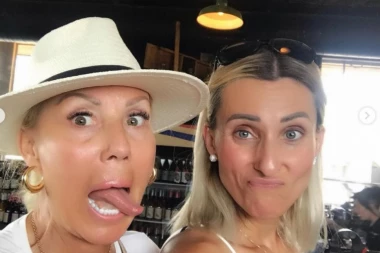 Ide za Kanadu: Brena iznajmila kuću i napustila Srbiju!