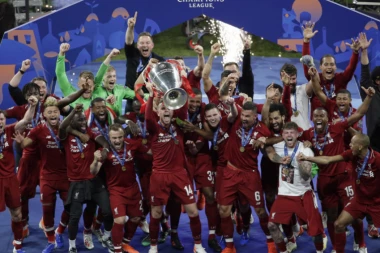LIVERPUL JE NOVI ŠAMPION EVROPE - Titula je na "Enfildu" posle 14 godina čekanja!