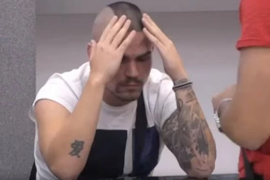 Rekao je da je gledao njen pornić: Zadrugarka zapretila Banetu, upleten i VLADIMIR TOMOVIĆ!