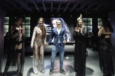 (FOTO) Paradoksi realnog i virtuelnog života u reviji brenda Courage Marije Grahovac