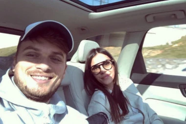 DAJTE PSU HRANU: Mistična poruka Adema Ljajića koja je izazvala BURU U TURSKOJ (FOTO)