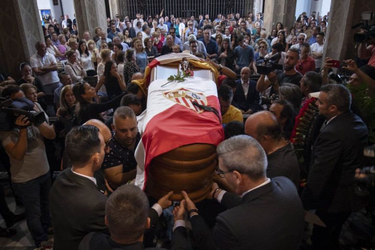 Rejesov ispraćaj u večnost!