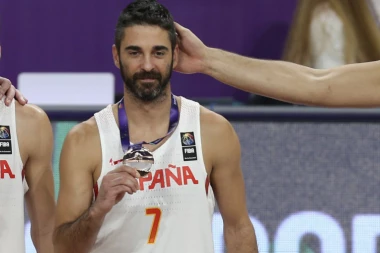 Legenda  se vraća u Barselonu: Navaro dobio posao devet meseci posle penzije!