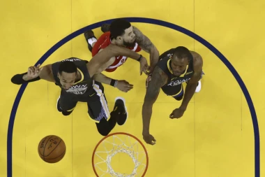 Toronto nadomak titule: Ratnici posustaju