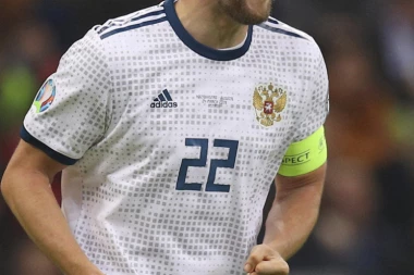 Sam se nudi: "Hoću u Real!"