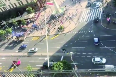 Parastos za proteste: Pompezno najavljeni miting SZS pretvorio se u debakl