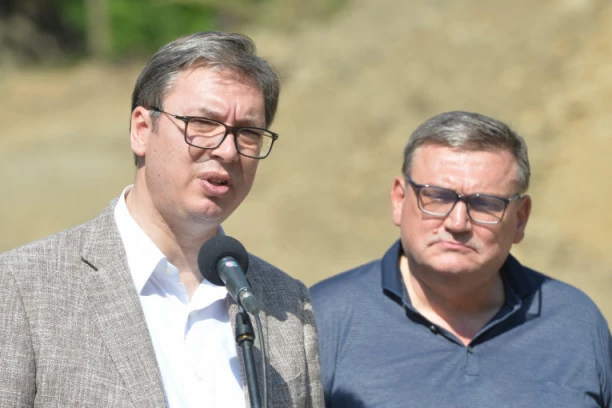 "PA, BOLESTAN NAM JE ZORAN, NEDELJAMA JE U BOLNICI"! Vučić o zdravstvenom stanju v.d. direktora "Puteva Srbije" - LOŠE JE STANJE, NISAM SREĆAN!