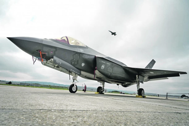 NAJGORI BLAM AMERIČKE VOJSKE, IZGUBILI NEVIDLJIVI F-35: Avion se srušio tokom leta, ne znaju gde je! Građani pozvani da pomognu u potrazi