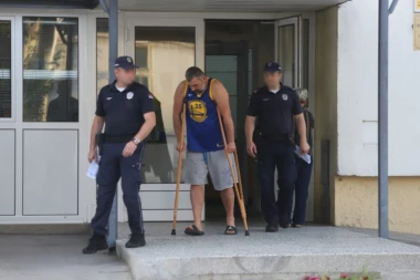 Miki Đuričić ide u pritvor na 30 dana: Pčelar davao iskaz 4 sata, pa pognute glave sproveden u zatvor!