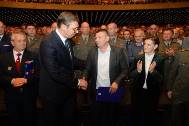 Junaci, Srbija vas ne zaboraljva! Akademija povodom 20. godina od bitke na Košarama, prisustvuje i Vučić