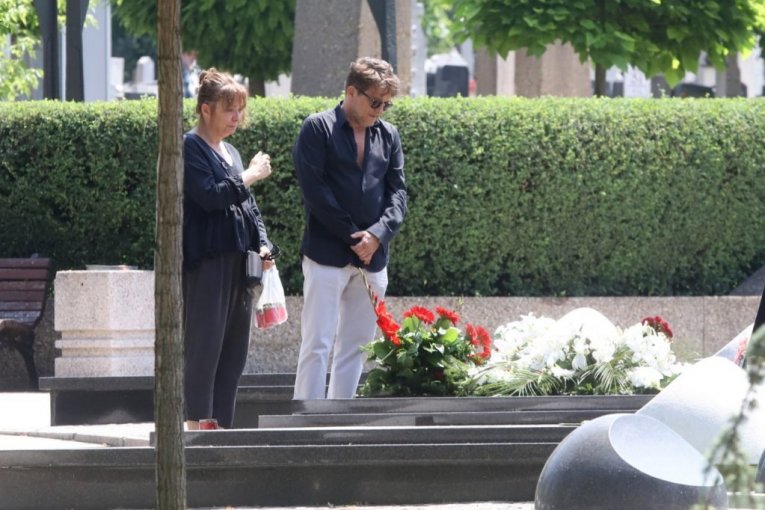 Kolege na Mandinom pomenu