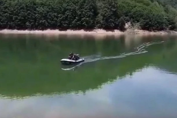 UŽASAN PRIZOR! Ronioci iz Save izvukli tela dvojice muškaraca