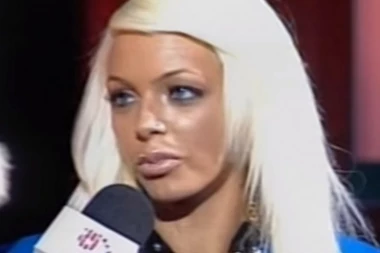 Da li se sećate plastične Mimi koja je u rijalitiju osvojila 50.000 evra? Mnogi je nisu voleli, a evo čime se ona danas bavi!