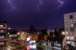 OVI DELOVI SRBIJE VEĆ NA UDARU: Pljuskovi i grmljavina se približavaju i Beogradu