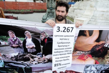 Sramota! U Srebrenici uklonjena spomen-ploča u znak sećanja na ubijane i mučene Srbe u logoru