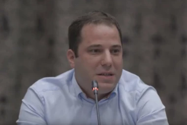 Laž godine u "Živoj istini": Vukanović tvrdi da su Nemanjići u Crnoj Gori izgradili manje od deset hramova