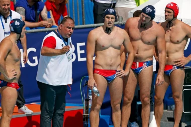 Vaterpolisti Srbije ubedljivom pobedom krenuli u pohod na Svetsku ligu!