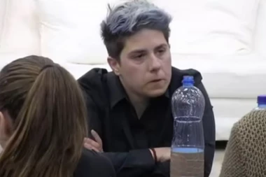 (VIDEO) MORBIDNOM IZJAVOM ZGROZILA JAVNOST: Pogledajte šta Matora halapljivo radi za vreme intimnih odnosa u TOKU MENSTRUACIJE!