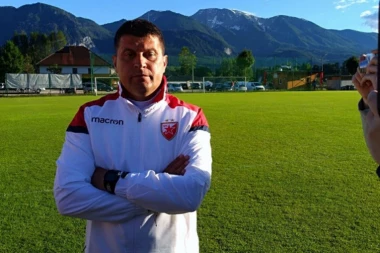 Milojević otvorio karte: Trener Zvezde zna sa kojim fudbalerima napada Evropu, slučaj "Pavkov" i pregovori koji još uvek traju!