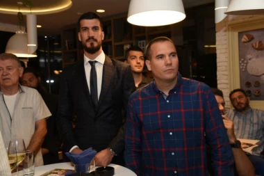 Organizovana humanitarna večera Marka Kešelja i Miroslava Raduljice u saradnji sa organizacijom "Srbi za Srbe"