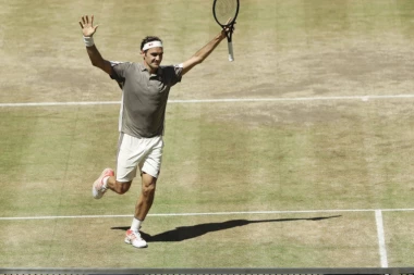" Nadal i Đoković su odlični, ali za mene je Federer favorit broj jedan!"