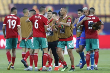 DAJU KRV ZA MAROKO, ALI STVARNO! Hakimi i saigrači na sve načine pomažu žrtvama STRAVIČNOG ZEMLJOTRESA