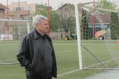 Zvezdine legende poslale poruku navijačima - Glasanje za grb privilegija!