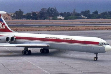 BRIGA IH ŠTA KAŽE SAD: Ruski avion ponovo sleteo u Venecuelu