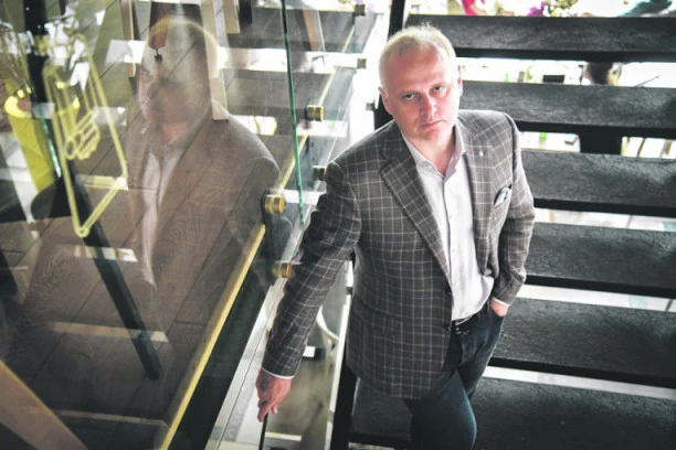 Vesić: Slike umetničkih dela naći će se na zastorima gradilišta u Beogradu!