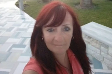 POGINULA VASPITAČICA IZ ALEKSINCA: Deca i vozač povređeni!