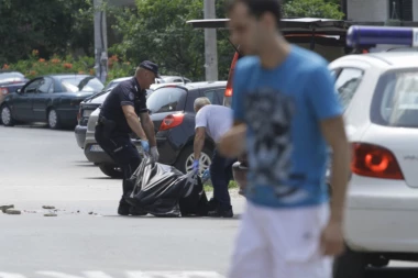 Skamenio se od prizora! Sin pronašao mrtvu majku: Šandor je upucao, a onda sebe razneo lovačkom puškom