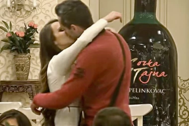 Šta li će mu žena reći na ovo?! Požgaj otkačio Milijanu, prešao na Ivaniu!