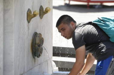 Vreme danas sunčano i toplo, a tokom noći dolazi do preokreta